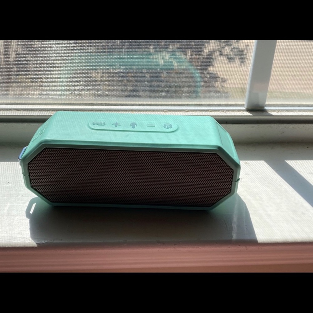 Speaker